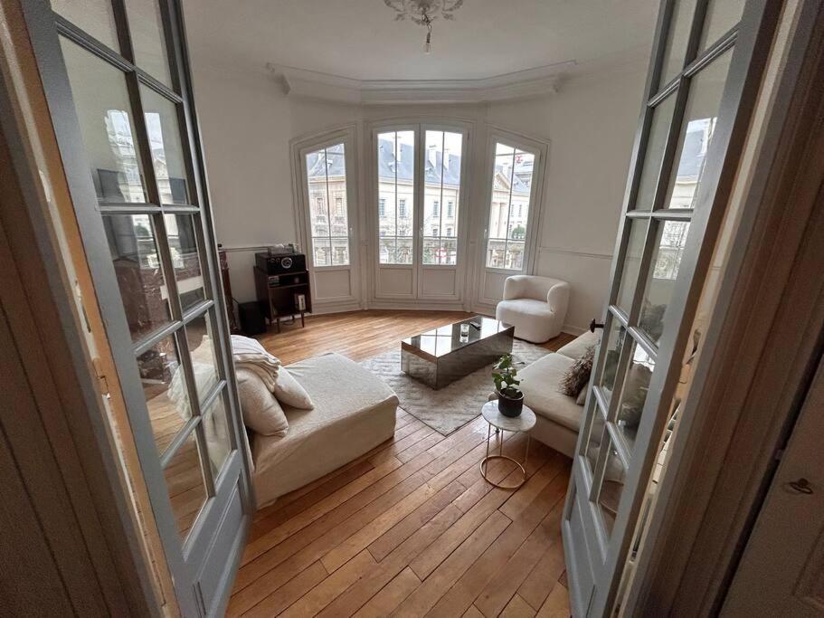 * Le Cathedrale * Apartment Reims Exterior photo